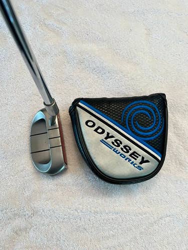 Men's Used Odyssey Right Handed Mallet Crimson Series 550 Putter Uniflex 33"