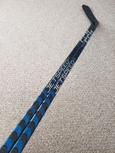 NEW! 2-pack CCM JetSpeed FT5 Pro: Left 80 Flex P90M