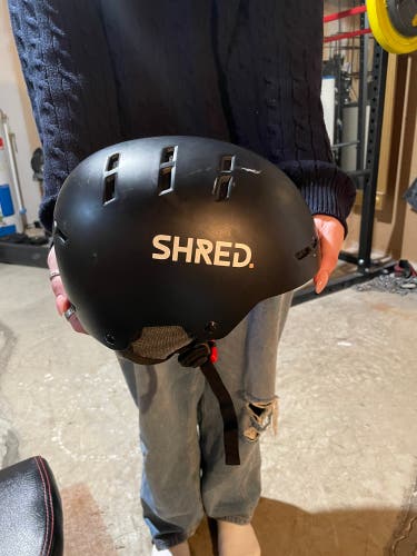 Medium Shred Sl Helmet - Black