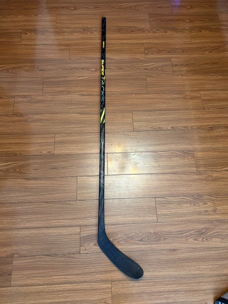 Senior Left Hand P28 Pro Stock Super Tacks AS4 Pro Hockey Stick