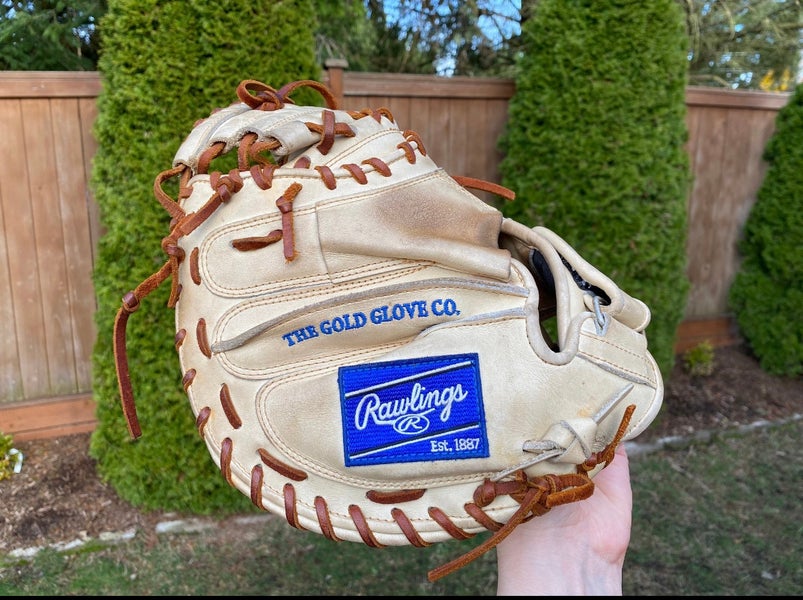 Rawlings Heart of Hide PROSP13C Salvador Perez model 32 1/2” catchers mitt
