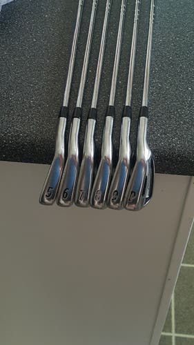 Titleist AP2 714 Forged 5-PW