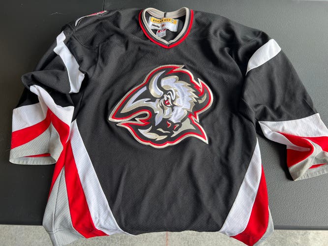 Adult Medium Buffalo Sabres Koho Jersey