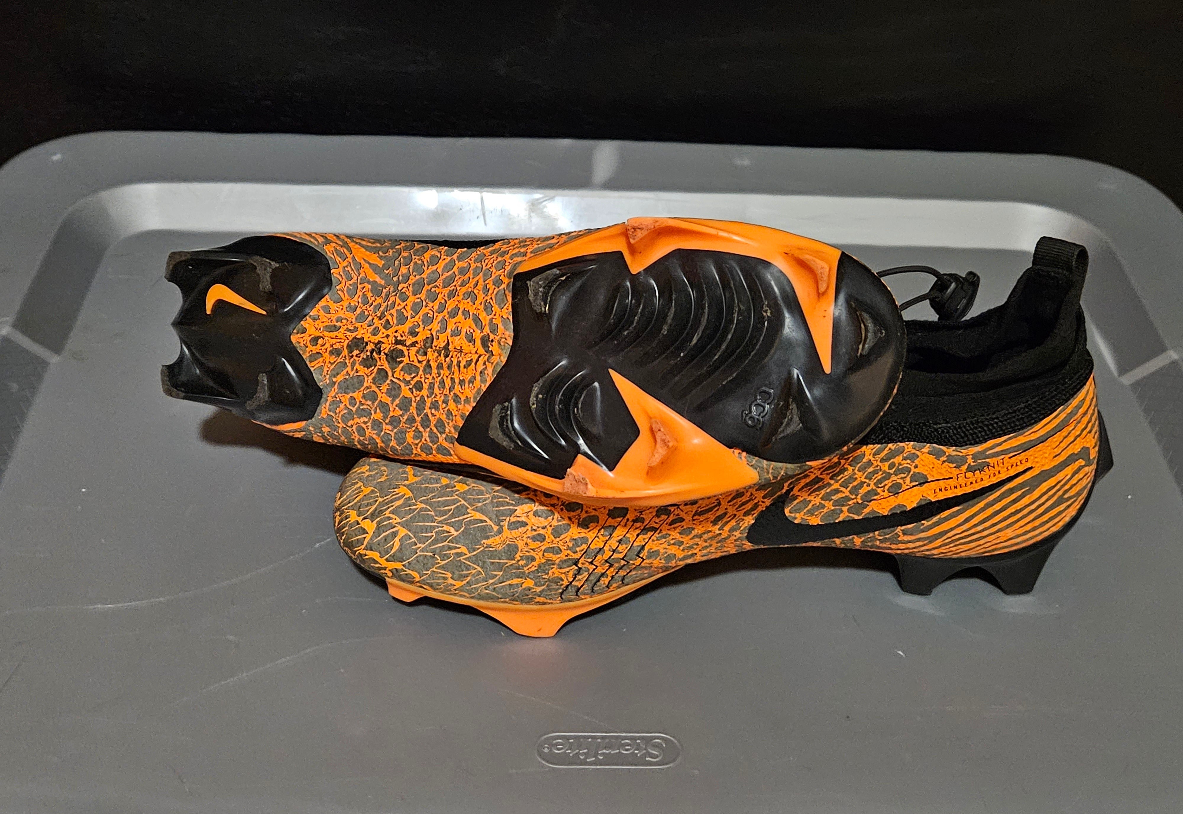 Nike Vapor Edge Elite 360 Obj Football Cleat in Orange for Men