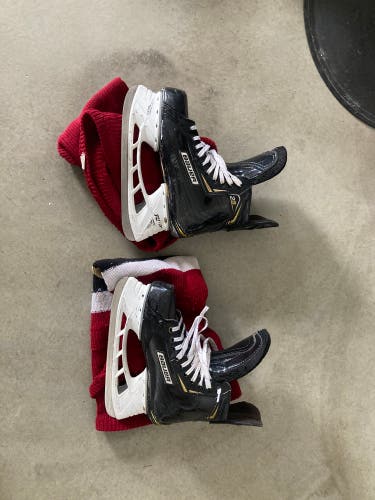 Used Bauer Wide Width Pro Stock Size 7.5 Supreme 2S Pro Hockey Skates