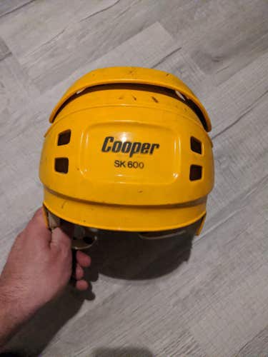 RARE Cooper SK 600 SK600 Yellow Hockey Helmet Vintage