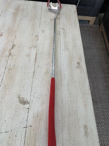 Used Right Handed 35" White Hot XG Sabertooth Putter