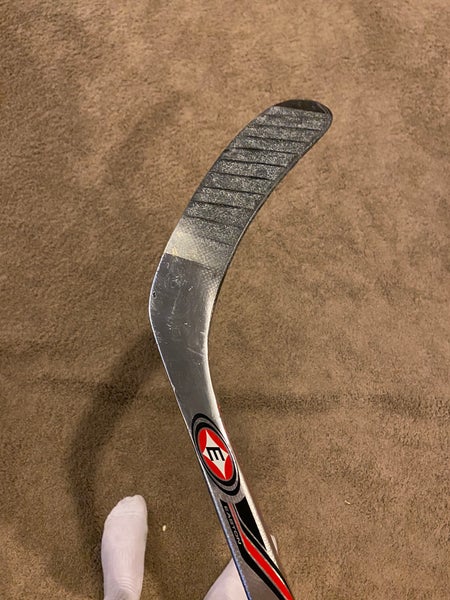 Easton synergy SE hockey stick | SidelineSwap