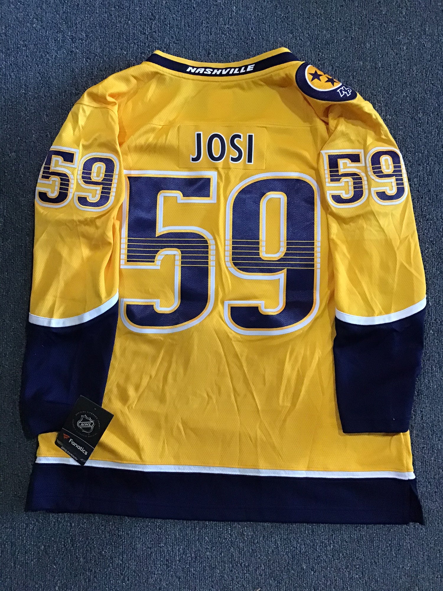 New With Tags Nashville Predators Men