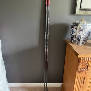 Bauer hyperlite pro stock team sticks