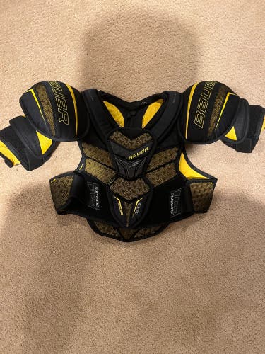 Used Large Bauer  Supreme TotalOne MX3 Shoulder Pads