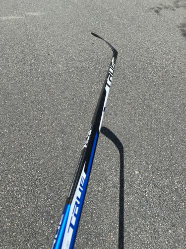 NEW True XC9 ACF Hockey Stick (TC2.5/85 flex)