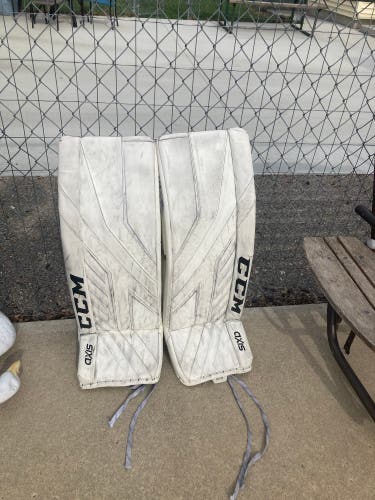 34" CCM  Axis Pro Goalie Leg Pads