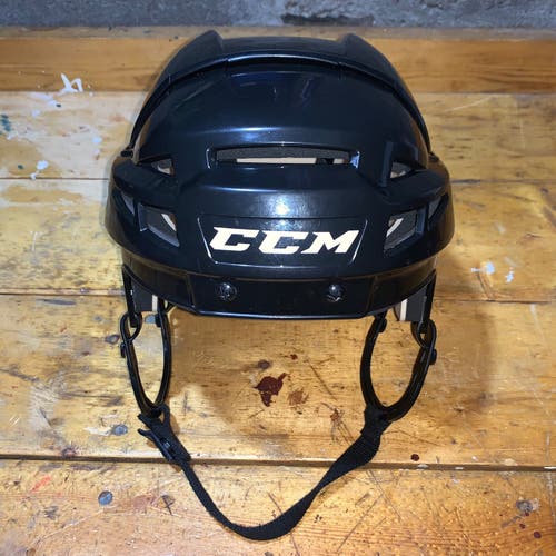 CCM Vector V08 Helmet Medium