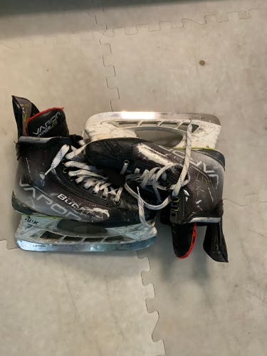 Used Bauer Regular Width Size 9 Vapor Hyperlite Hockey Skates
