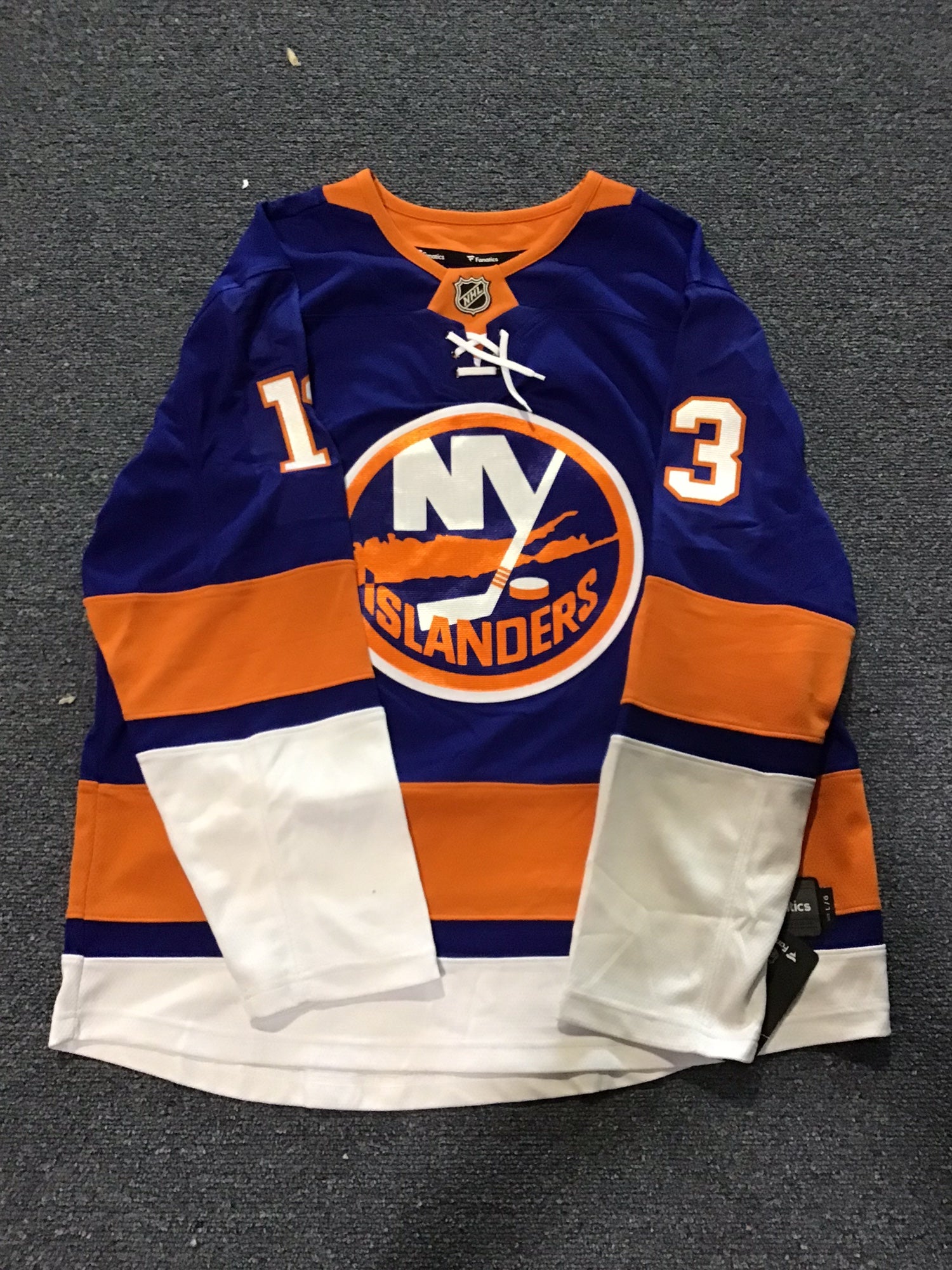 Vintage New York Islanders Orange CCM NHL Sewn Jersey Size Men's Medium