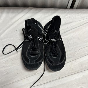 Used Nike Senior 13 Wrestling Shoes