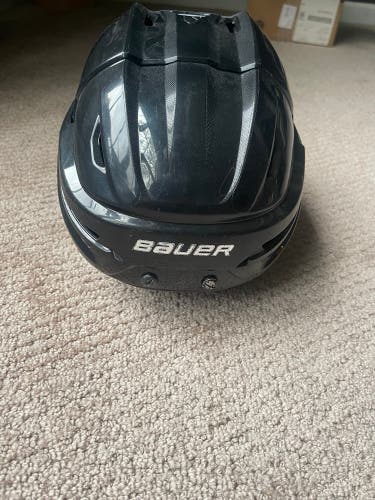 New Medium Bauer  Re-Akt 95 Helmet