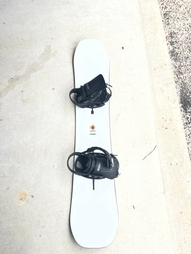 154W Men's  Burton With Bindings Medium Flex Custom  Flying V Snowboard