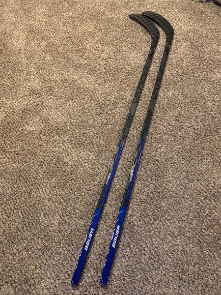 2 Custom Senior Right Handed P92 Pro Stock Vapor Hyperlite Hockey Stick