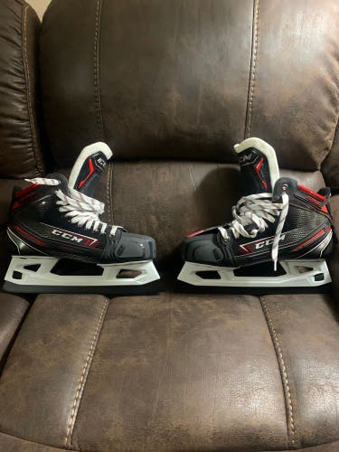 New CCM Regular Width Size 9 Jetspeed FT2 Hockey Goalie Skates