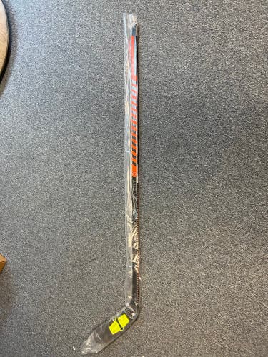 Senior Right Handed P92M Covert QR5 Pro Hockey Stick