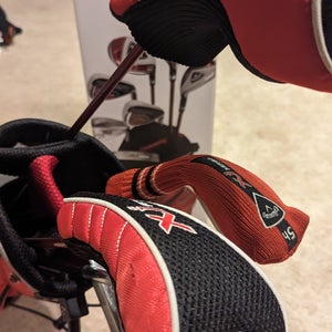 Callaway RH XJ Clubs (Full Set) Junior (9-12 year old) 7 Pieces with 3 doz premium golf balls