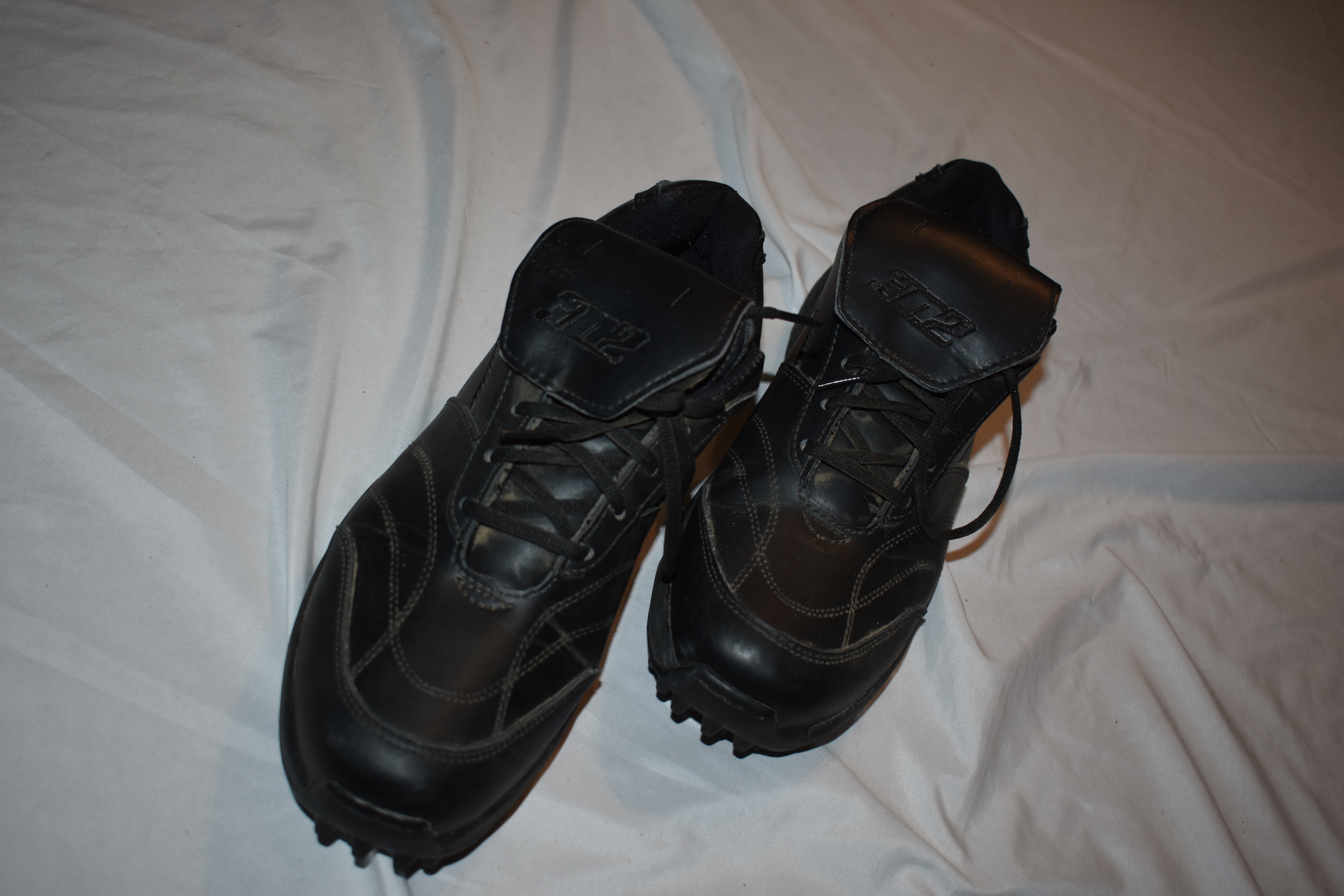 3N2 Baseball Rubber Sole Cleats, Black, Men's Size 11