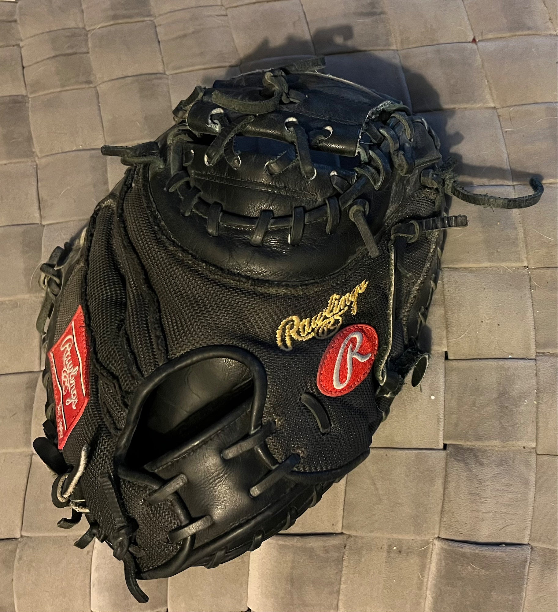 Rawlings Heart of Hide 34 Catchers Mitt Y Molina Right Hand Throw -  Ballgloves