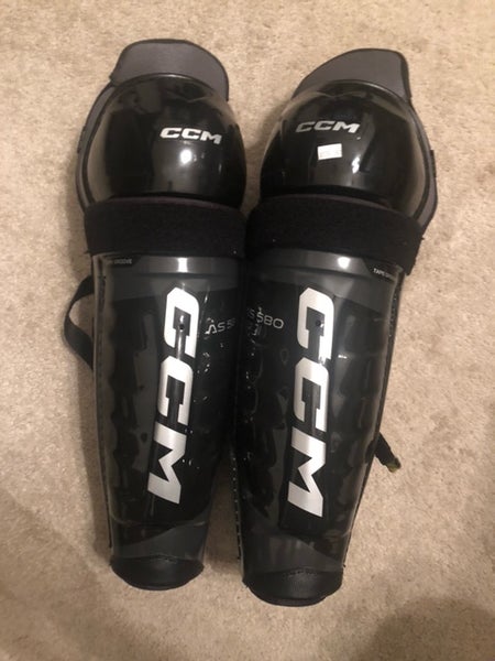 Used CCM AS580 Shin Pads