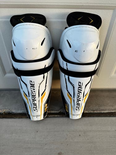 Used Bauer Supreme 150 Shin Pads