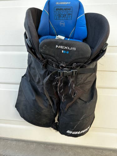 Senior Small Bauer  Nexus 1N Hockey Pants