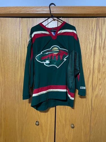 Used Minnesota Wild jersey large