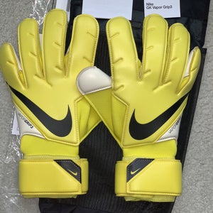BRAND NEW Nike Vapor Grip3 Goalie Gloves SIZE: 10 (NEVER USED)