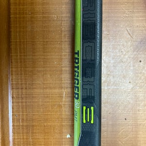 Junior Used Right Handed CCM RibCor Trigger 3D PMT Hockey Stick P28