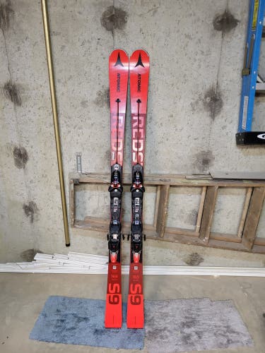 Used Men's 2020 Atomic 165 cm Racing Redster S9 Slalom Skis With Bindings Max Din 14