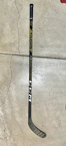 Senior Right Handed P88 Super Tacks AS-V PRO Hockey Stick