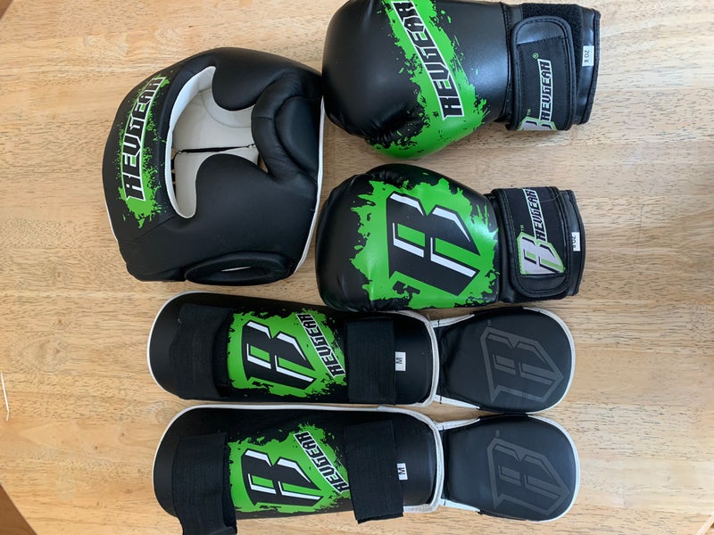 Kids karate protective gear