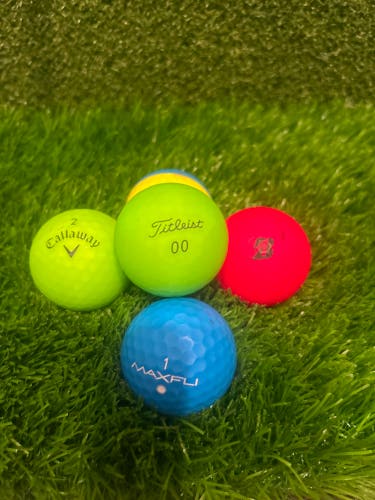 36 Used Colored Golf Balls