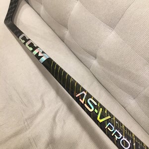 Senior RH CCM Tacks AS-V PRO Hockey Stick P28 95 Flex ASV PRO