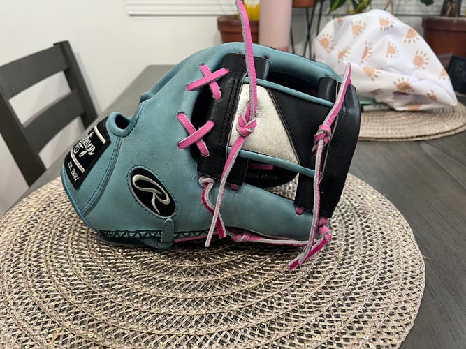 Infield 11.5" Heart of the Hide Baseball Glove