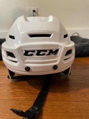 Used Medium CCM Tacks 710 Helmet