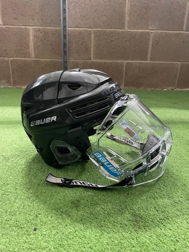 Bauer Re-Akt 200 Helmet (Small, Barely Used)