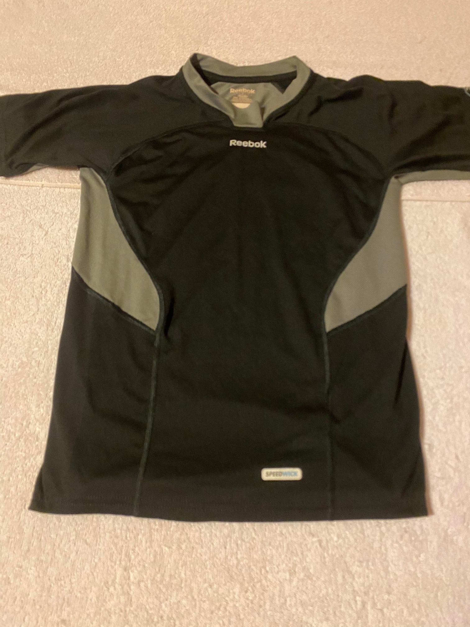 Reebok Play Dry Base Layer Short Sleeve Compression Shirt, Size Men’s Large