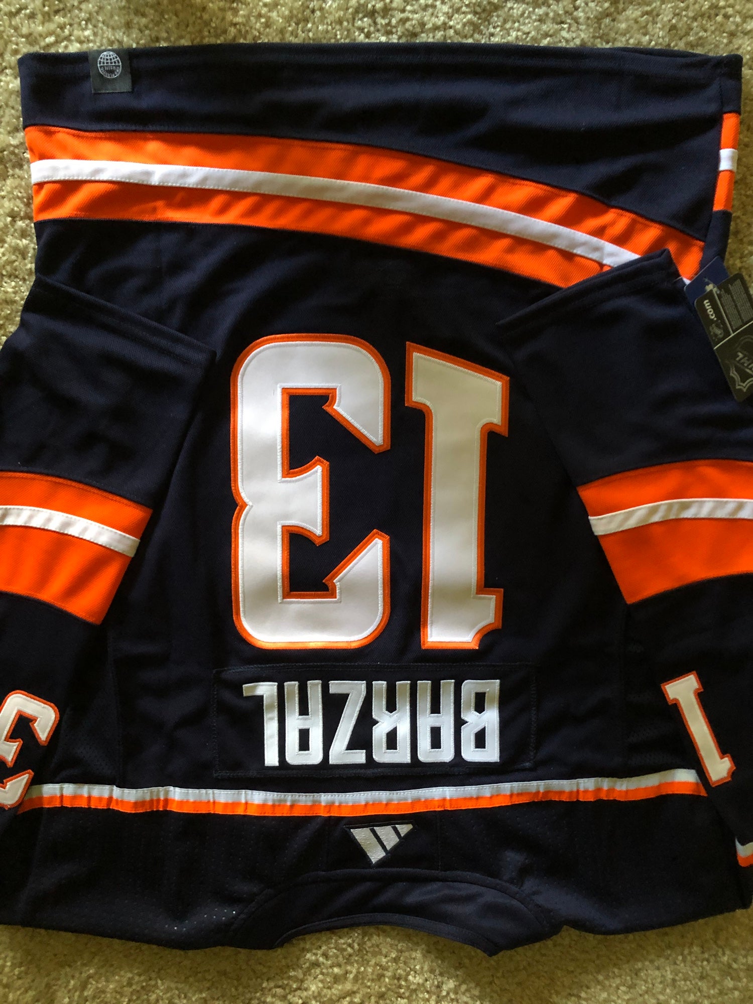 New York Islanders Reverse Retro –