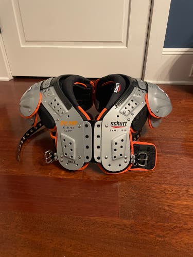 New Small Schutt XV HD Skill Shoulder Pads