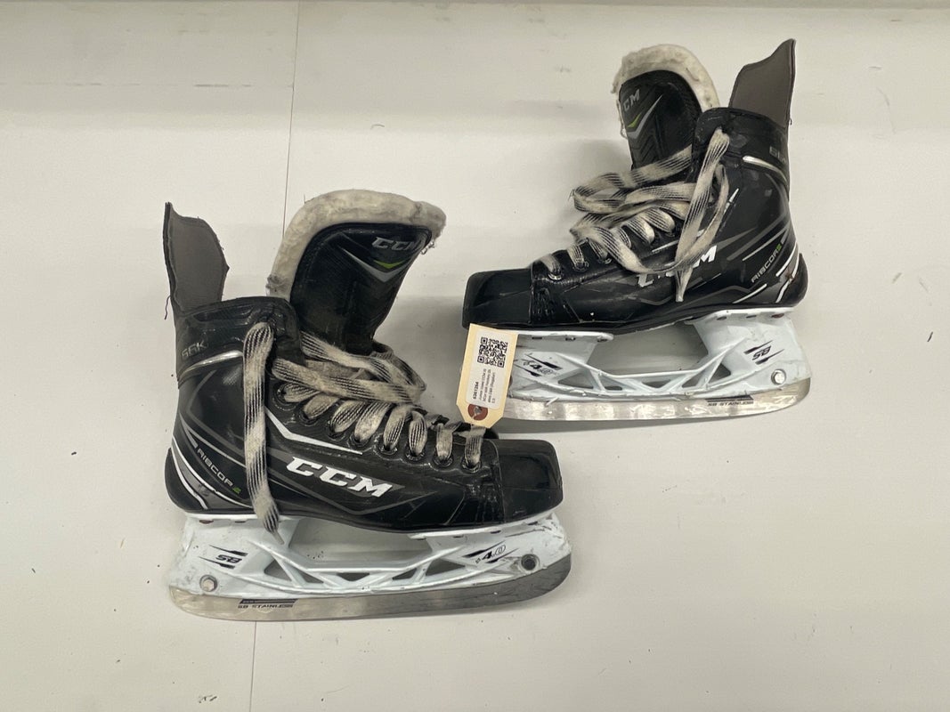 Junior Used CCM RibCor 66K Hockey Skates D&R (Regular) 5.0