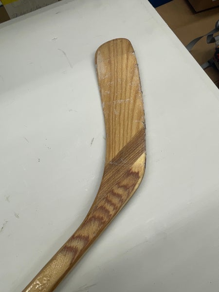 New PMP 5030 SR STICK Ice Hockey Sticks / Senior Wood