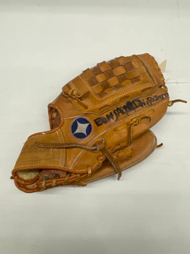 Used Spalding Right Hand Throw Outfield Baseball Glove Unknown