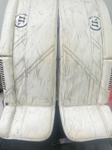 31" Warrior  Ritual G5 Goalie Leg Pads